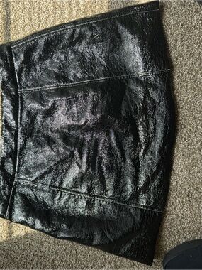 Kendall & Kylie High-Shine Black Patent Skirt